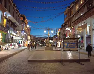 Shopping in Leh