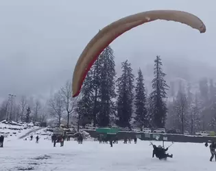 Manali to Solang Valley Taxi - Paragliding
