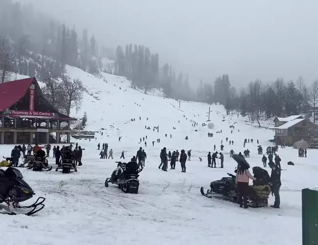Manali to Solang Valley Taxi - Solang Valley Snow